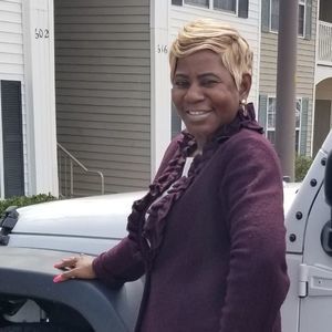 Meet your Posher, Vivian